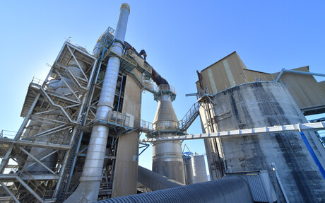 Kaeser Compressors reference project: Kaeser delivers Golden Bay Cement with an expedient and reliable compressor solution