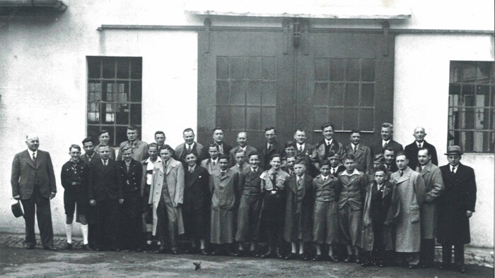 Kaeser Kompressoren staff photo from 1937