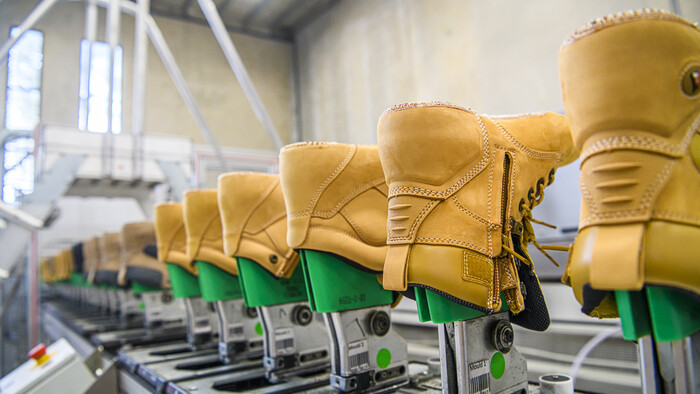 Kaeser reliably meets Mongrel Boots increased demand for compressed air