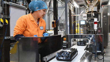 Kaeser delivers a reliable supply of food grade compressed air to Suntory Coffee