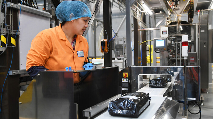 Kaeser delivers a reliable supply of food grade compressed air to Suntory Coffee