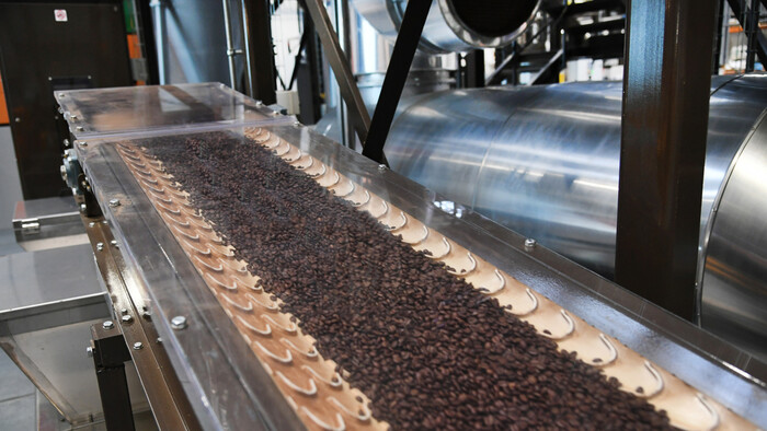 Kaeser delivers a reliable supply of food grade compressed air to Suntory Coffee