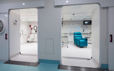 Kaeser Compressors reference project: Kaeser delivers medical breathing air to the southern hemisphere’s first dual capable hyperbaric chamber at the Royal Hobart Hospital
