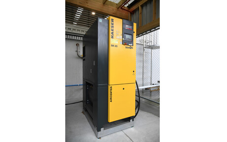 Kaeser Compressors reference project: The Kaeser Aircenter all-in-one compressed air station, complete with filtration at Suntory Coffee.