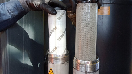 Example of genuine versus non-genuine filter element