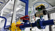 Air-main charging system blog post from KAESER Compressors